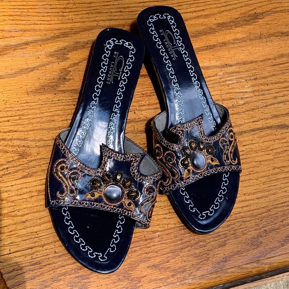 CL By Laundry Shoes Size 10